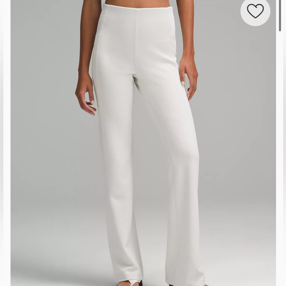 Brushed Softstreme
Rib Zip Flare 32.5"
